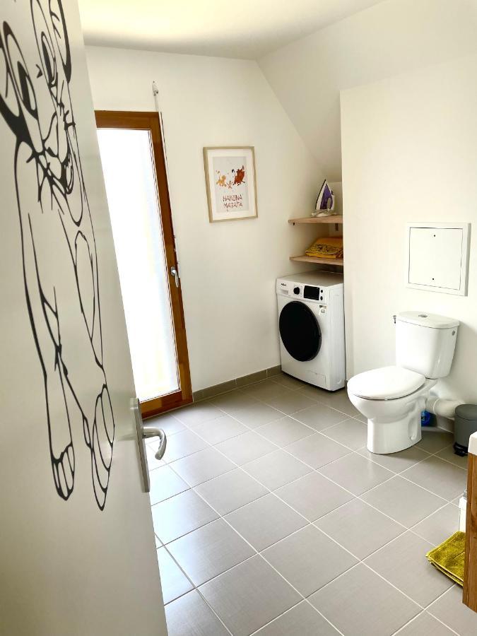 Bel Appartement « The Lion King » Proche Disney Монтеврен Екстериор снимка