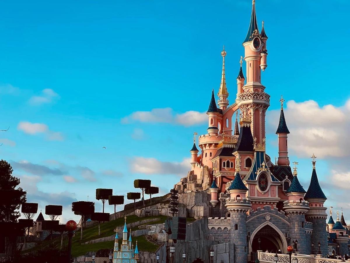 Bel Appartement « The Lion King » Proche Disney Монтеврен Екстериор снимка